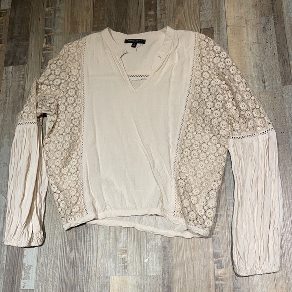 Tops: sm-lrg - Yaya, Zara, Suzy Shier, lucky brand - Picture 5 of 16